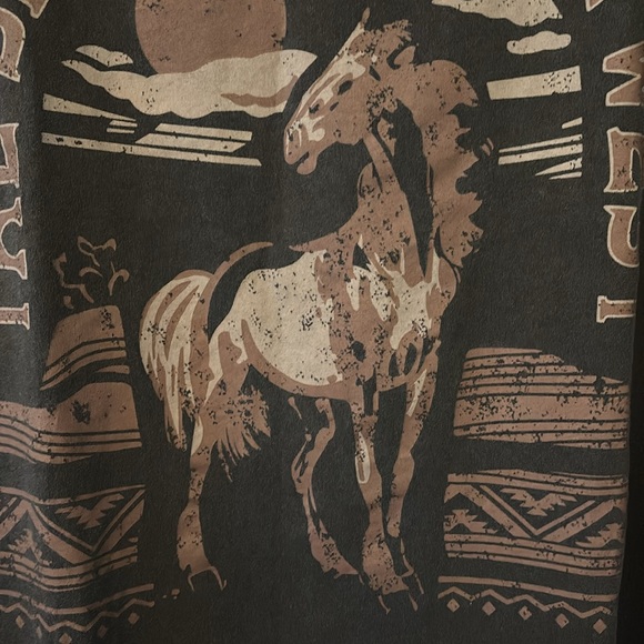 SHYANNE WM brown SHORT SLEEVE horse GRAPHIC BOYFRIEND TEE XXL plus-size - Picture 13 of 16